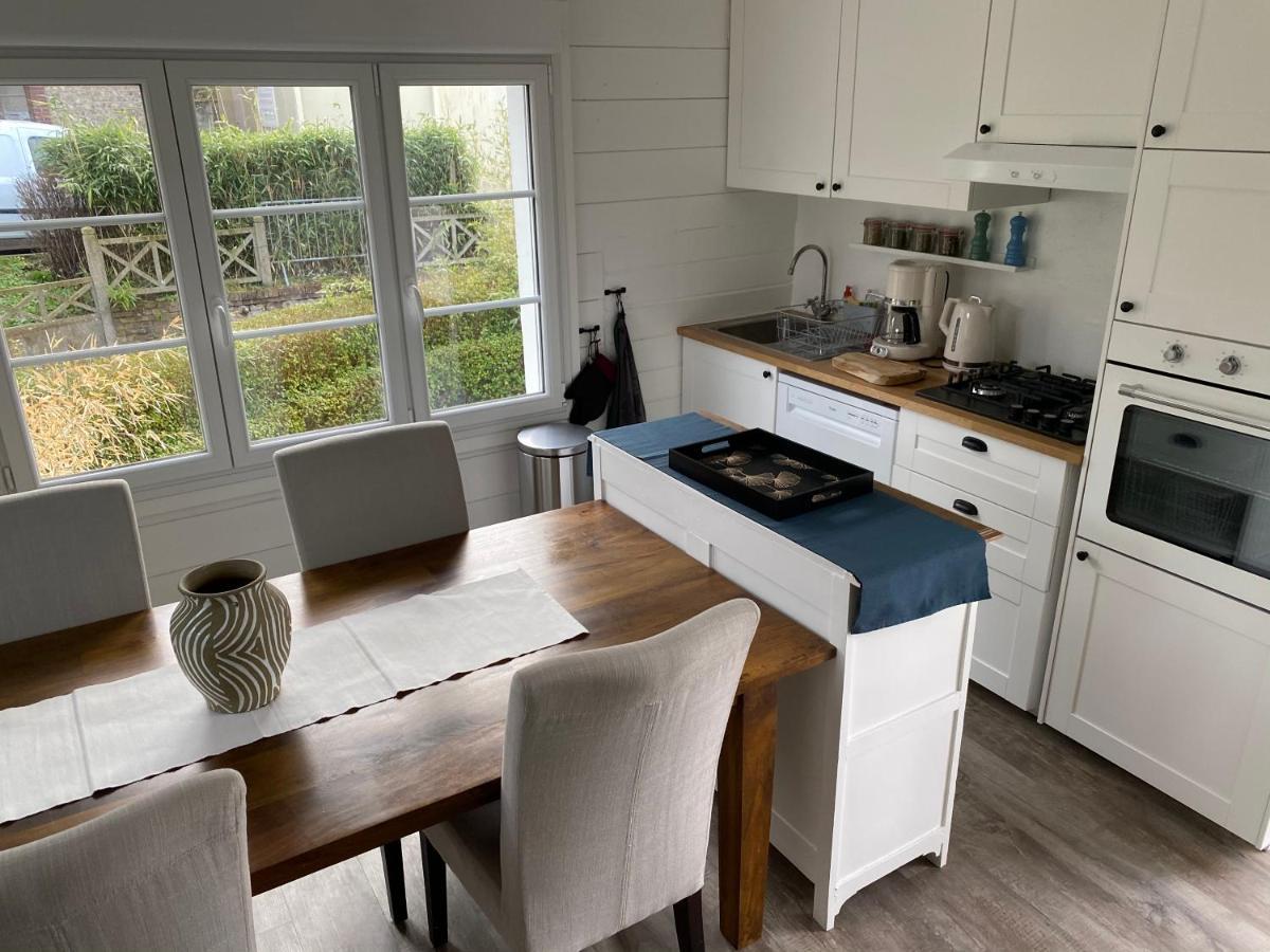 Cottage Familial Avec Jardin - 200M De La Plage イポール エクステリア 写真