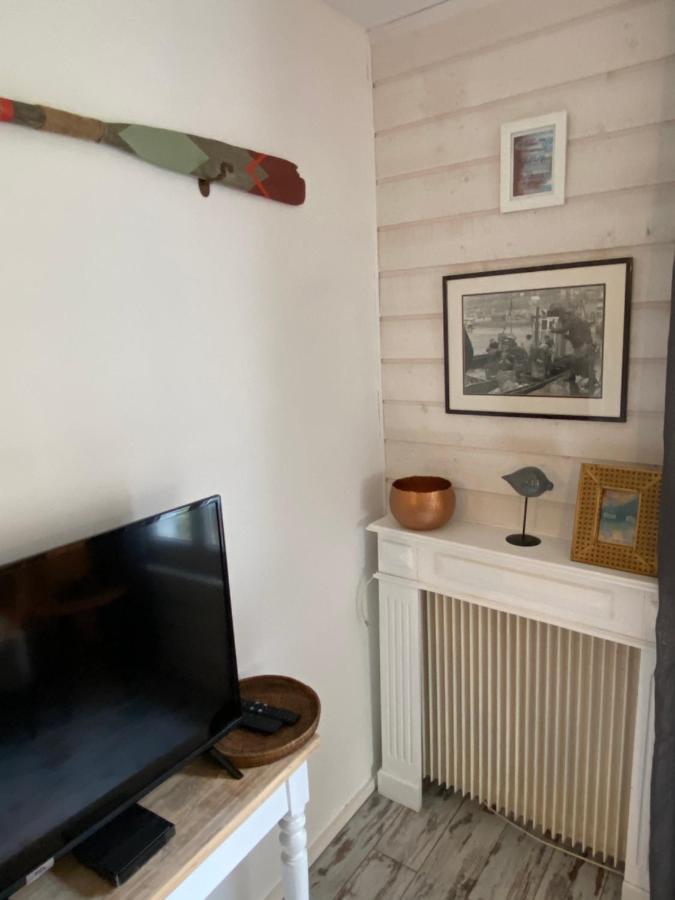Cottage Familial Avec Jardin - 200M De La Plage イポール エクステリア 写真
