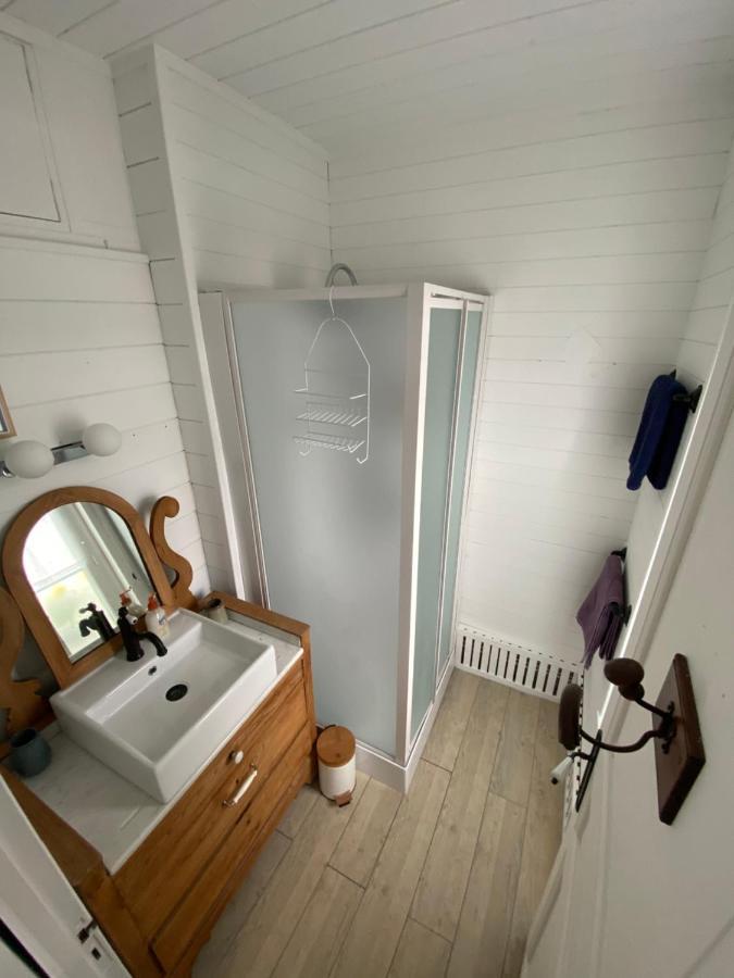 Cottage Familial Avec Jardin - 200M De La Plage イポール エクステリア 写真